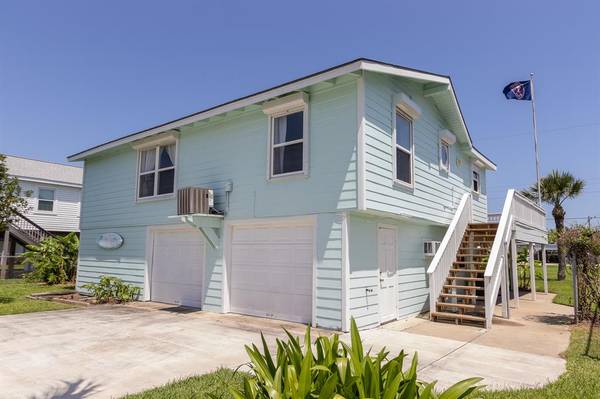 16717 Captain Hook, Jamaica Beach, TX 77554