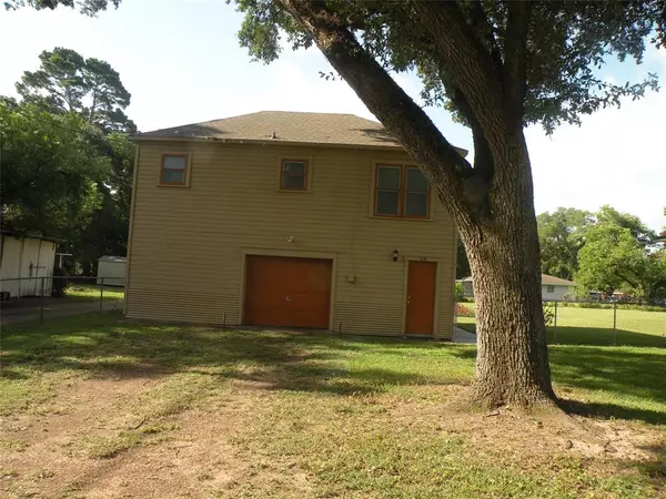 Sealy, TX 77474,518 7th ST