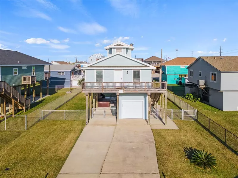 4219 Panola DR, Galveston, TX 77554