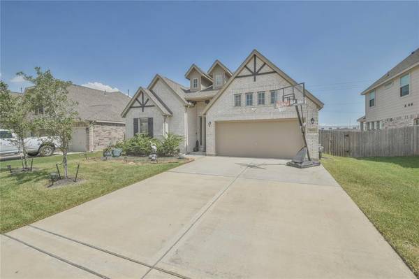 5723 Westrick LN,  Pasadena,  TX 77505