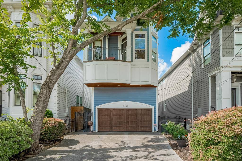 1904 W 14th ST #B, Houston, TX 77008