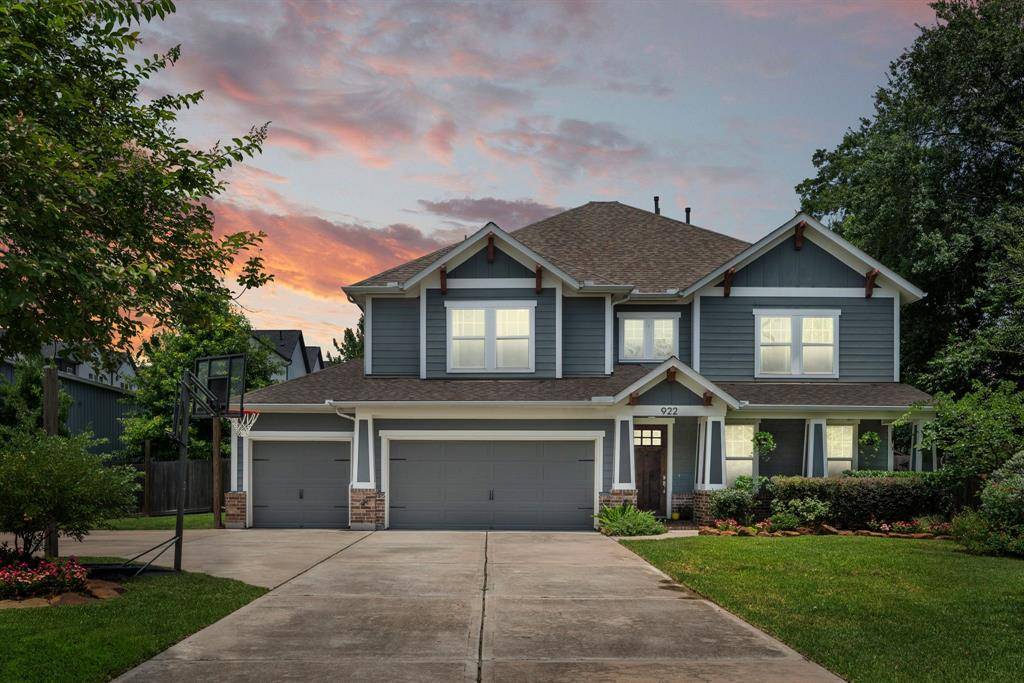 922 Wakefield DR, Houston, TX 77018