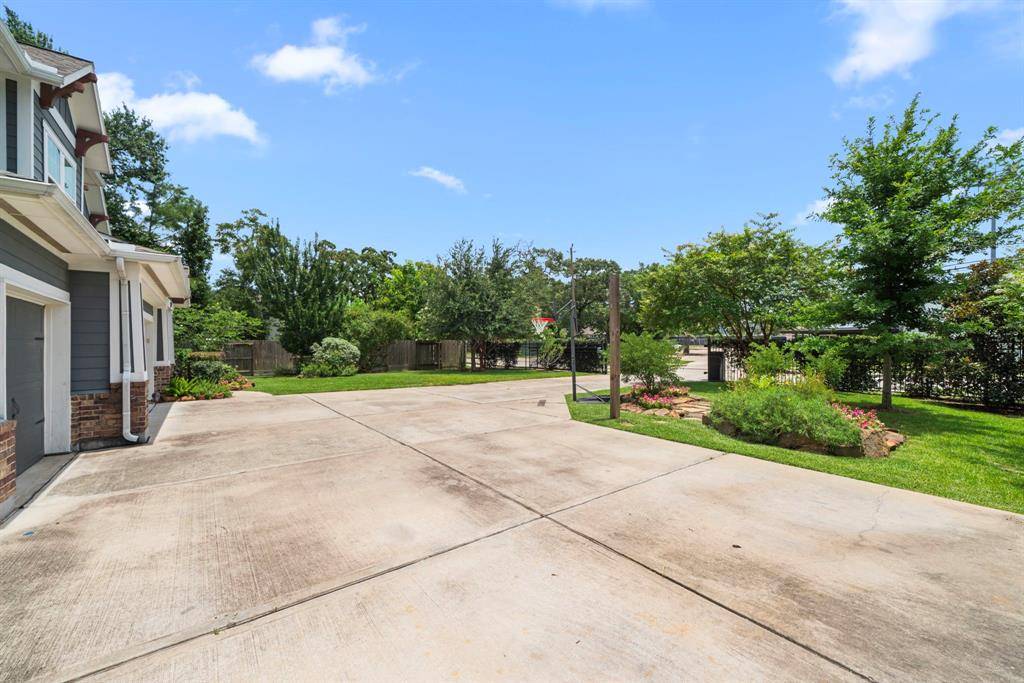 Houston, TX 77018,922 Wakefield DR