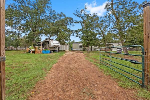 17308 Whippoorwill RD, Navasota, TX 77868