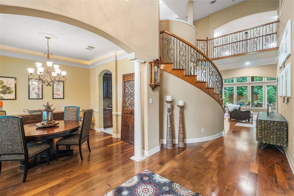 103 Player Oaks PL, The Woodlands, TX 77382