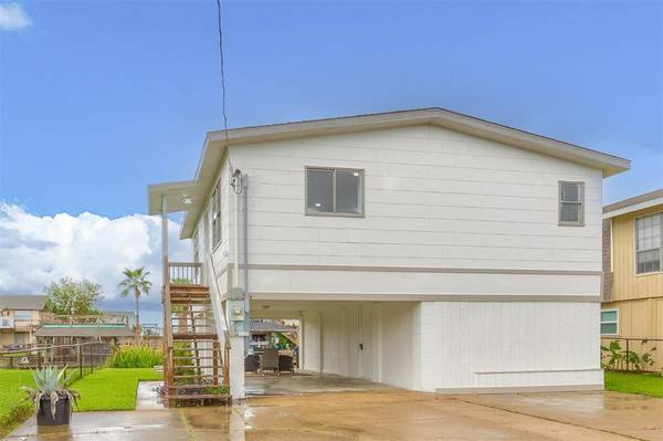 89 Tarpon ST,  Bayou Vista,  TX 77563