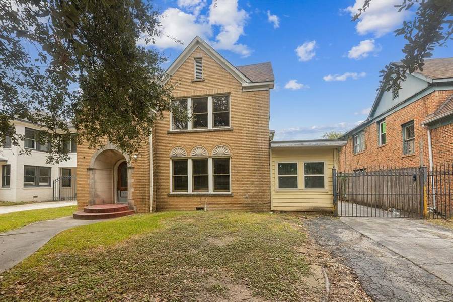 2409 Arbor ST, Houston, TX 77004