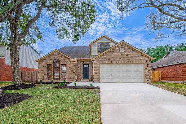 1223 Berkeley Lake LN, Houston, TX 77062