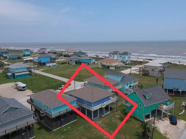 845 O Neal RD, Crystal Beach, TX 77650