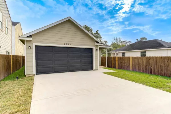 Houston, TX 77028,6824 Bacher ST