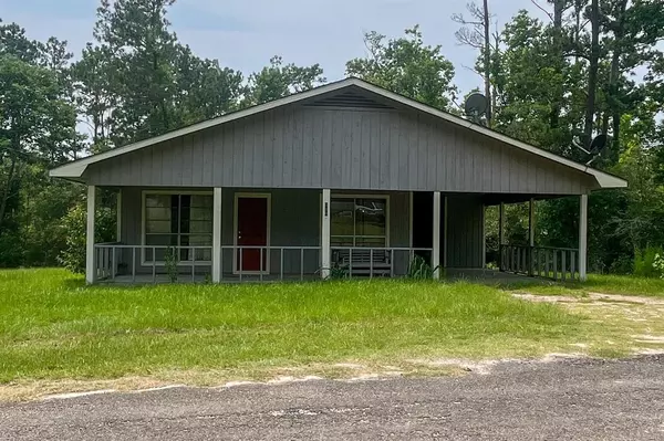 380 Mulberry CV, Onalaska, TX 77360