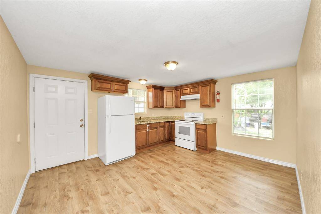 Pasadena, TX 77506,706 Harris AVE #3