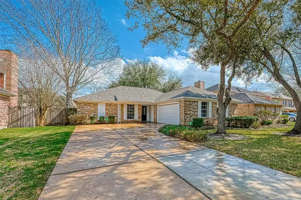 Sugar Land, TX 77478,1922 Concho River CT