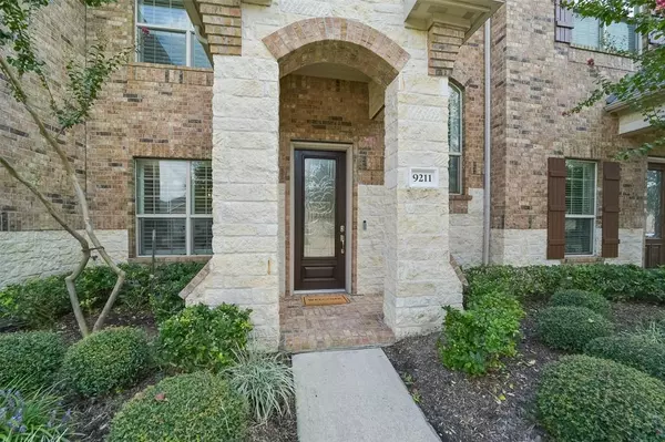 Houston, TX 77070,9211 Monarch Mist LN