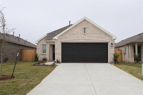 17524 Grand Fir LN, New Caney, TX 77357