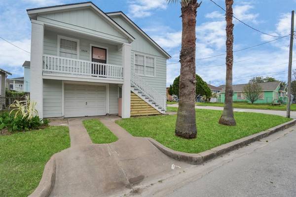 1024 47th ST, Galveston, TX 77551