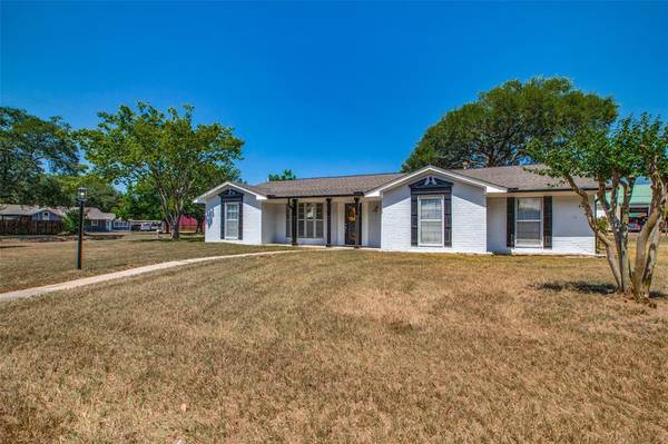 1445 10th ST, Hempstead, TX 77445