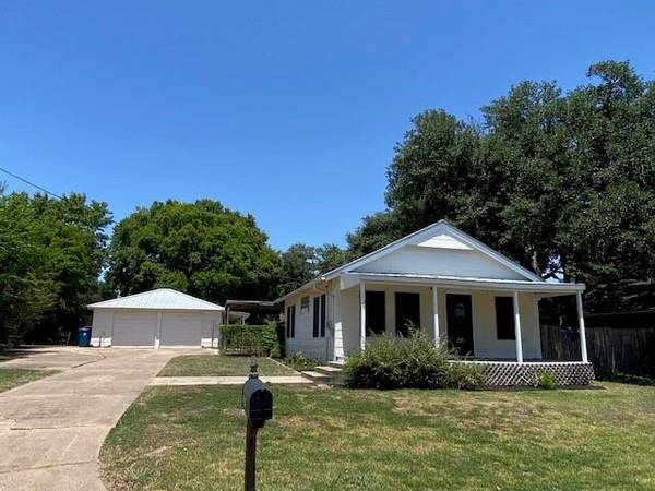 414 Glenn, Bellville, TX 77418