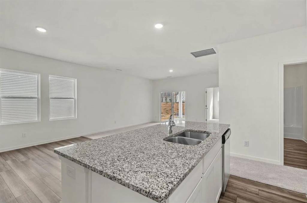 Crosby, TX 77532,15719 Lone Juniper DR