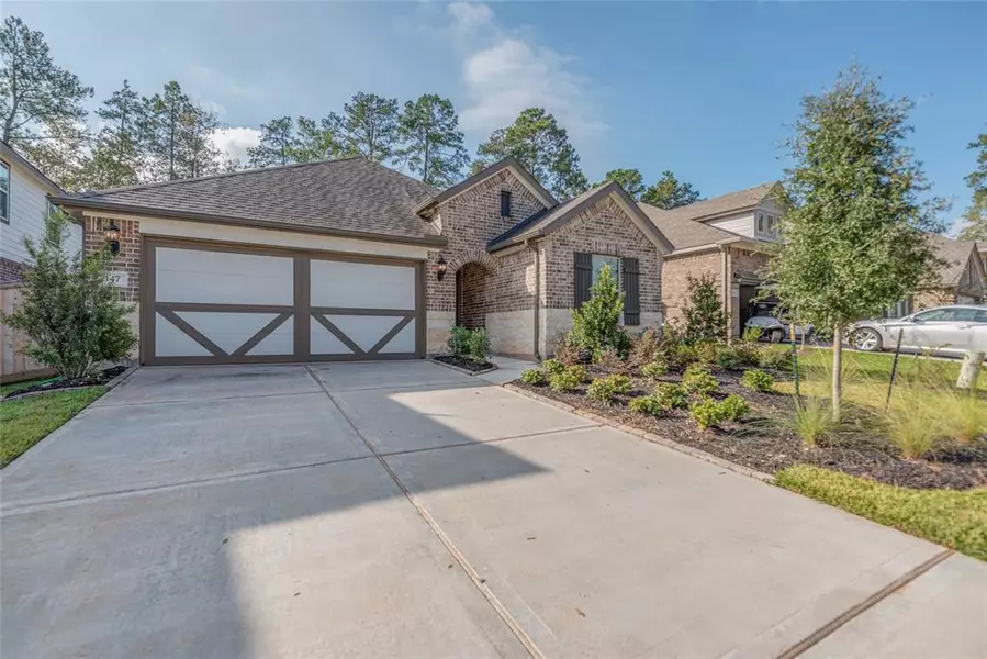 147 Scarlet Maple CT, Conroe, TX 77318