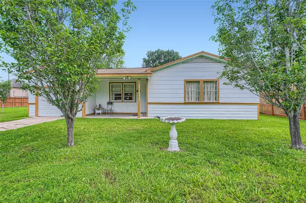 8313 Hickok LN, Houston, TX 77075