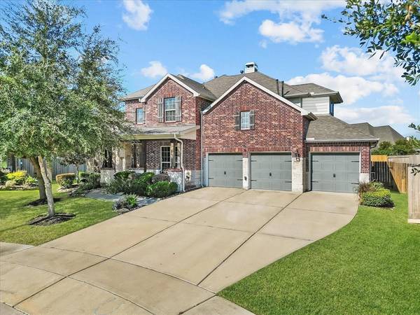 904 Cozy Hollow CT, Friendswood, TX 77546