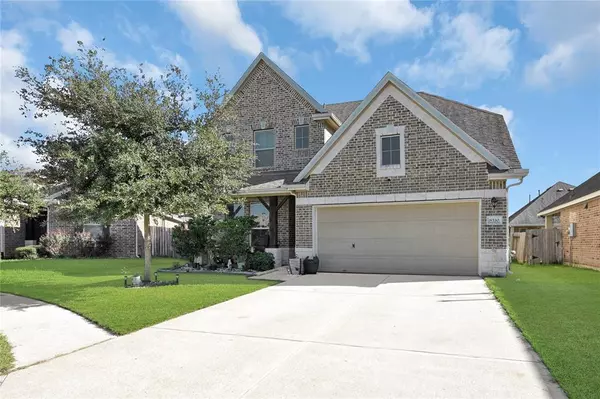 8330 Bay Harbor CIR, Baytown, TX 77523