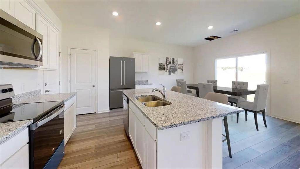 Montgomery, TX 77316,444 Harlow DR