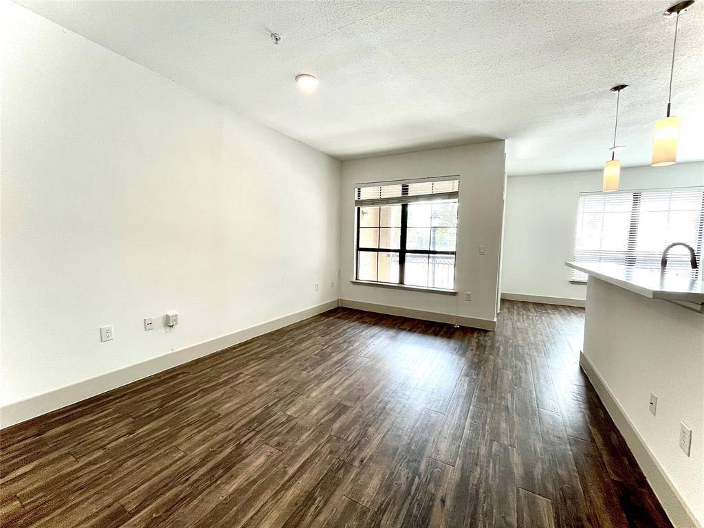 Houston, TX 77002,2222 Smith ST #328