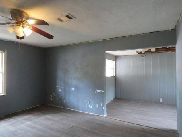 Groves, TX 77619,2740 Berry AVE