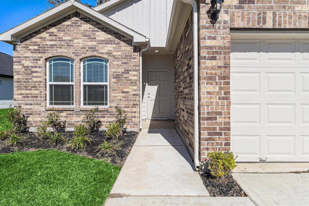 West Columbia, TX 77486,212 Forest Park DR