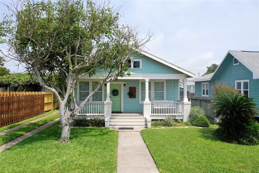 3818 Avenue T, Galveston, TX 77550