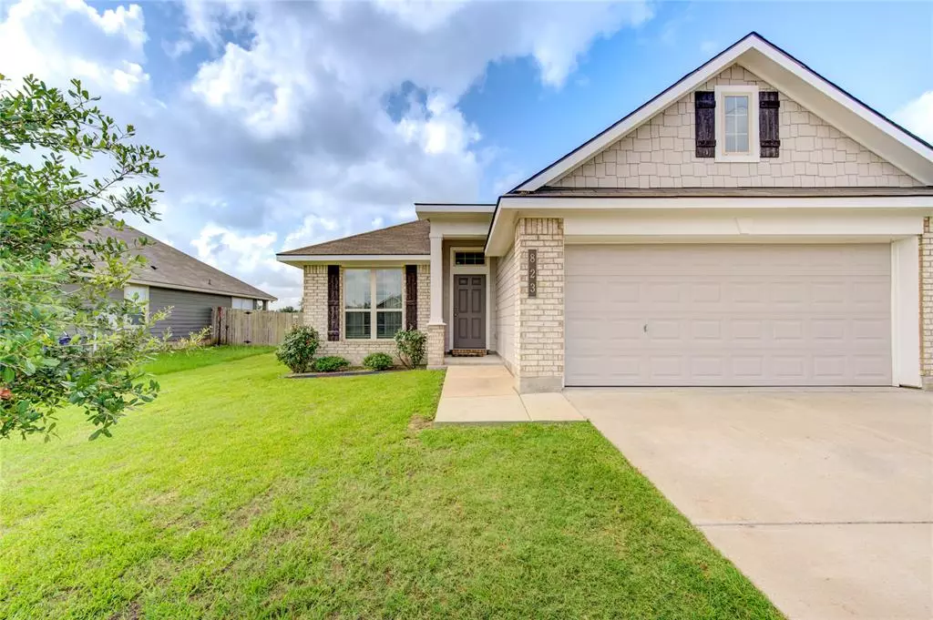 Navasota, TX 77868,823 Mockingbird ST