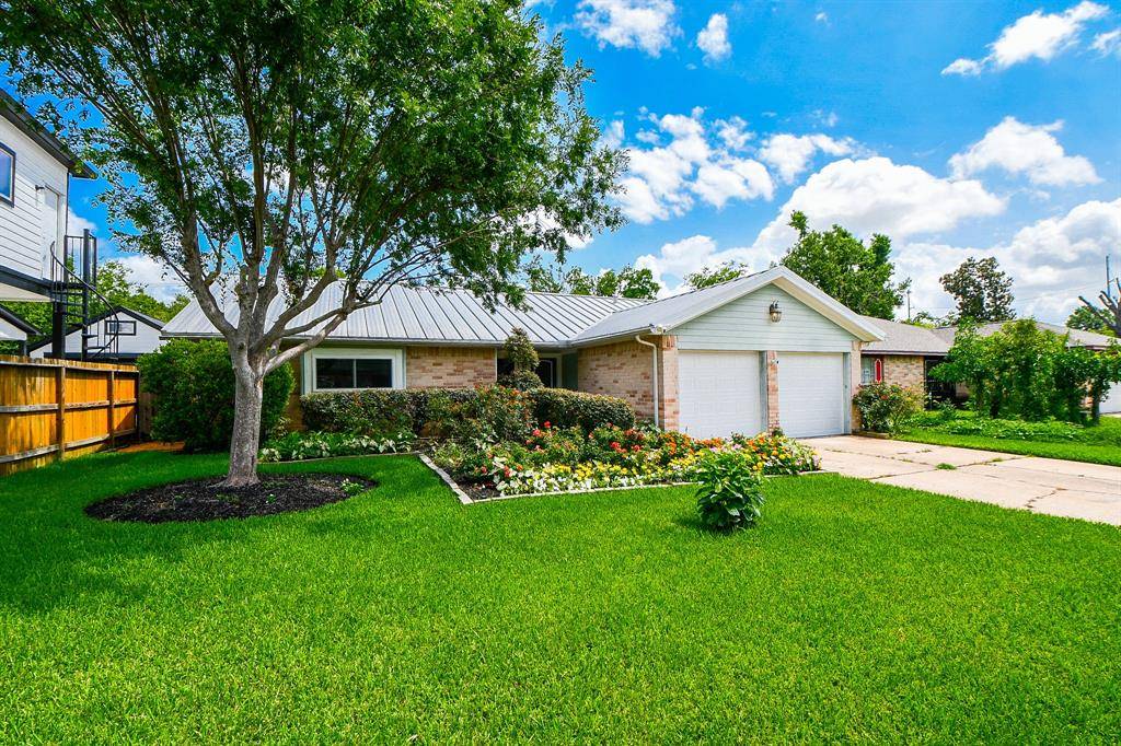 10426 Alcott DR, Houston, TX 77043