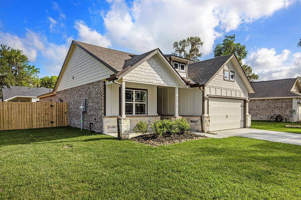 West Columbia, TX 77486,331 Woodhaven DR