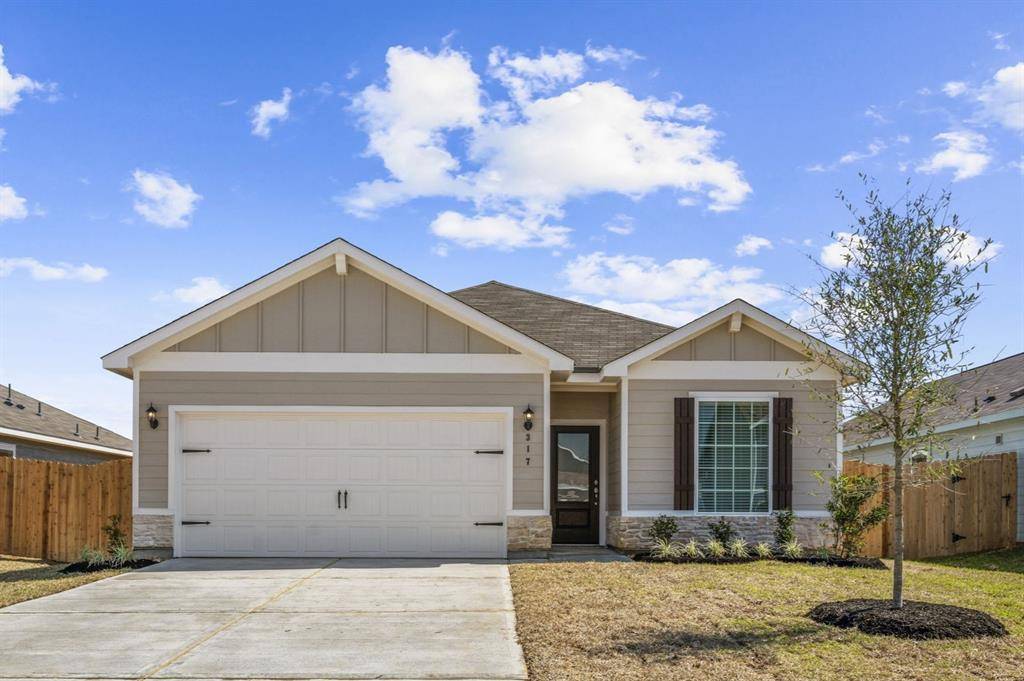 384 Tejas TRL, Waller, TX 77484