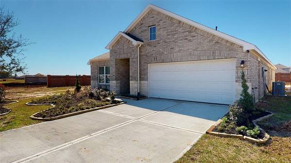 3214 TRANQUILITY LN, Baytown, TX 77521