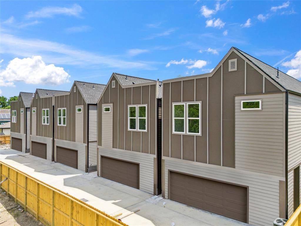 Houston, TX 77020,3413 Stonewall ST