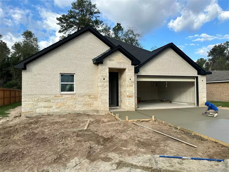 2019 Surry Oaks DR, New Caney, TX 77357