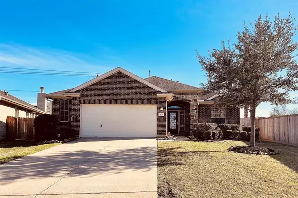 2406 Santiago LN, League City, TX 77573