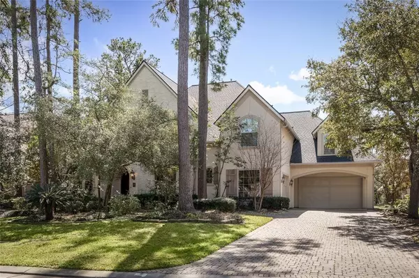 11 Pine Lodge PL, The Woodlands, TX 77382