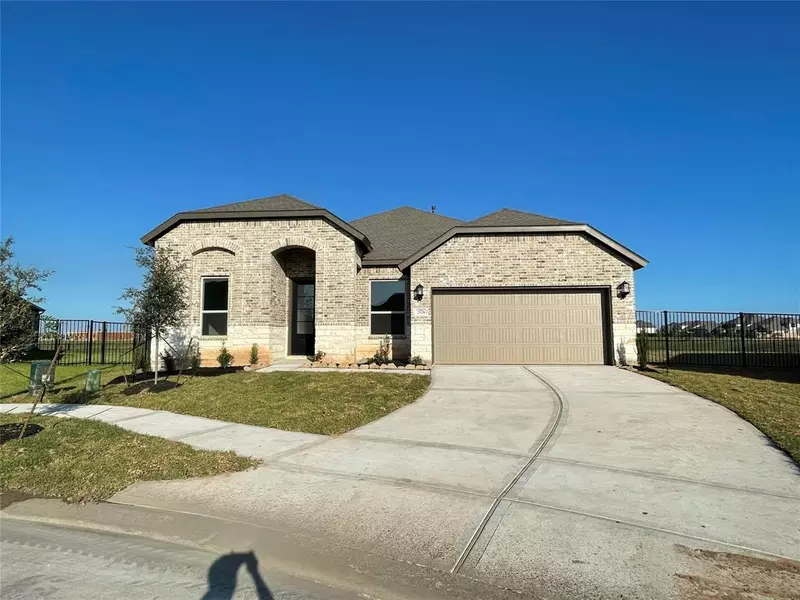 2526 Seneca Lake DR, Texas City, TX 77568