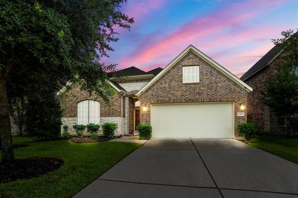 10422 Hartfield Bluff LN, Cypress, TX 77433