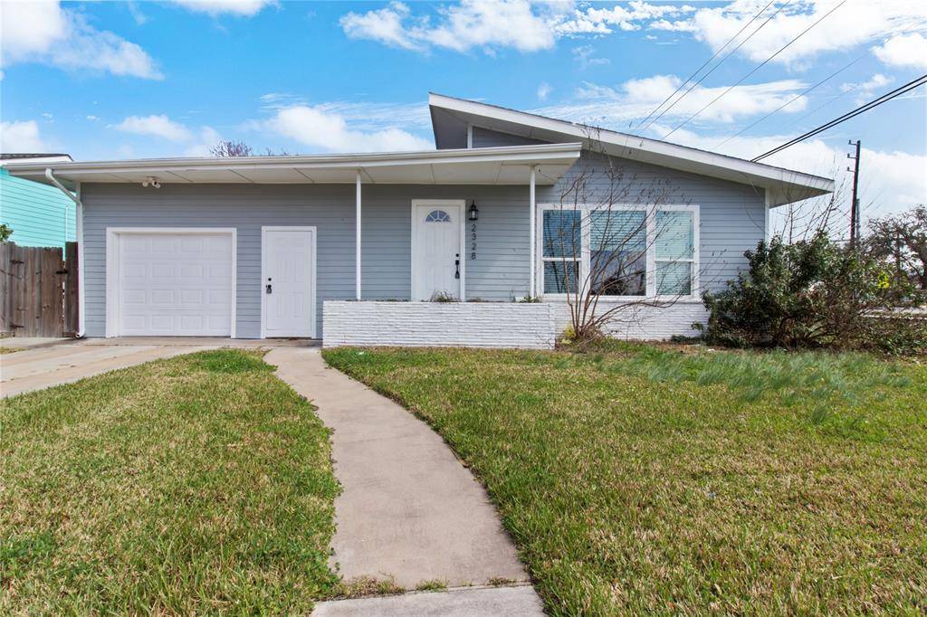 2328 Wimcrest ST, Galveston, TX 77551
