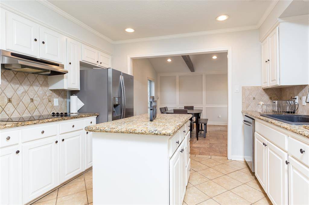 14402 Chevy Chase DR, Houston, TX 77077