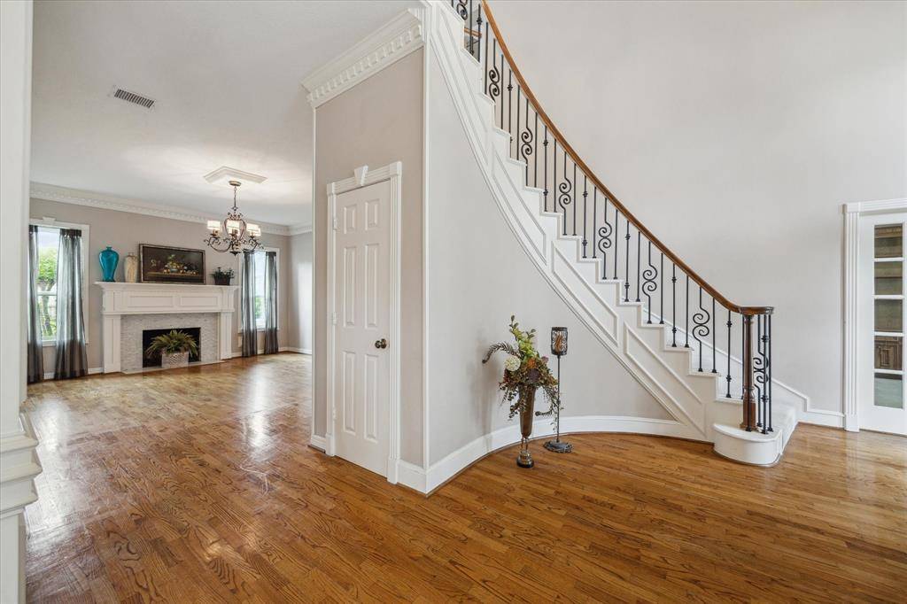 Sugar Land, TX 77479,4007 Oak Shadows CT