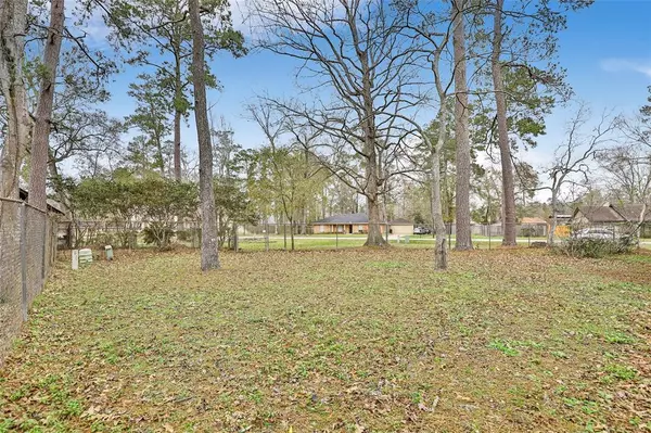 New Caney, TX 77357,327 Magnolia BND