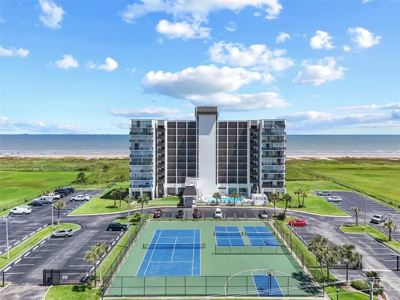 415 E Beach DR #701-702, Galveston, TX 77550