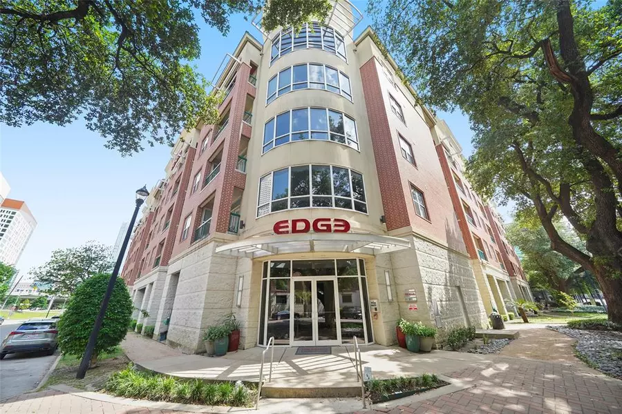 300 St Joseph Pkwy #408, Houston, TX 77002