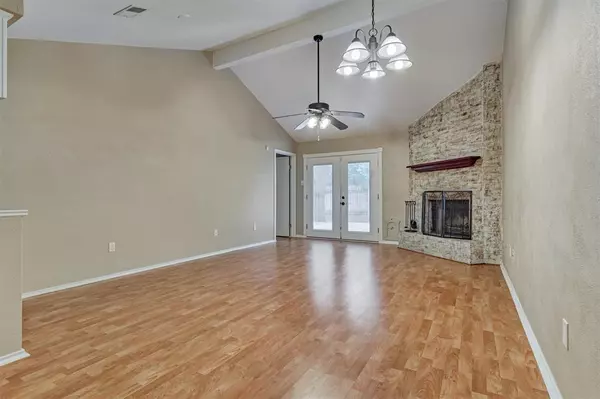 The Woodlands, TX 77381,83 Summer Crest CIR